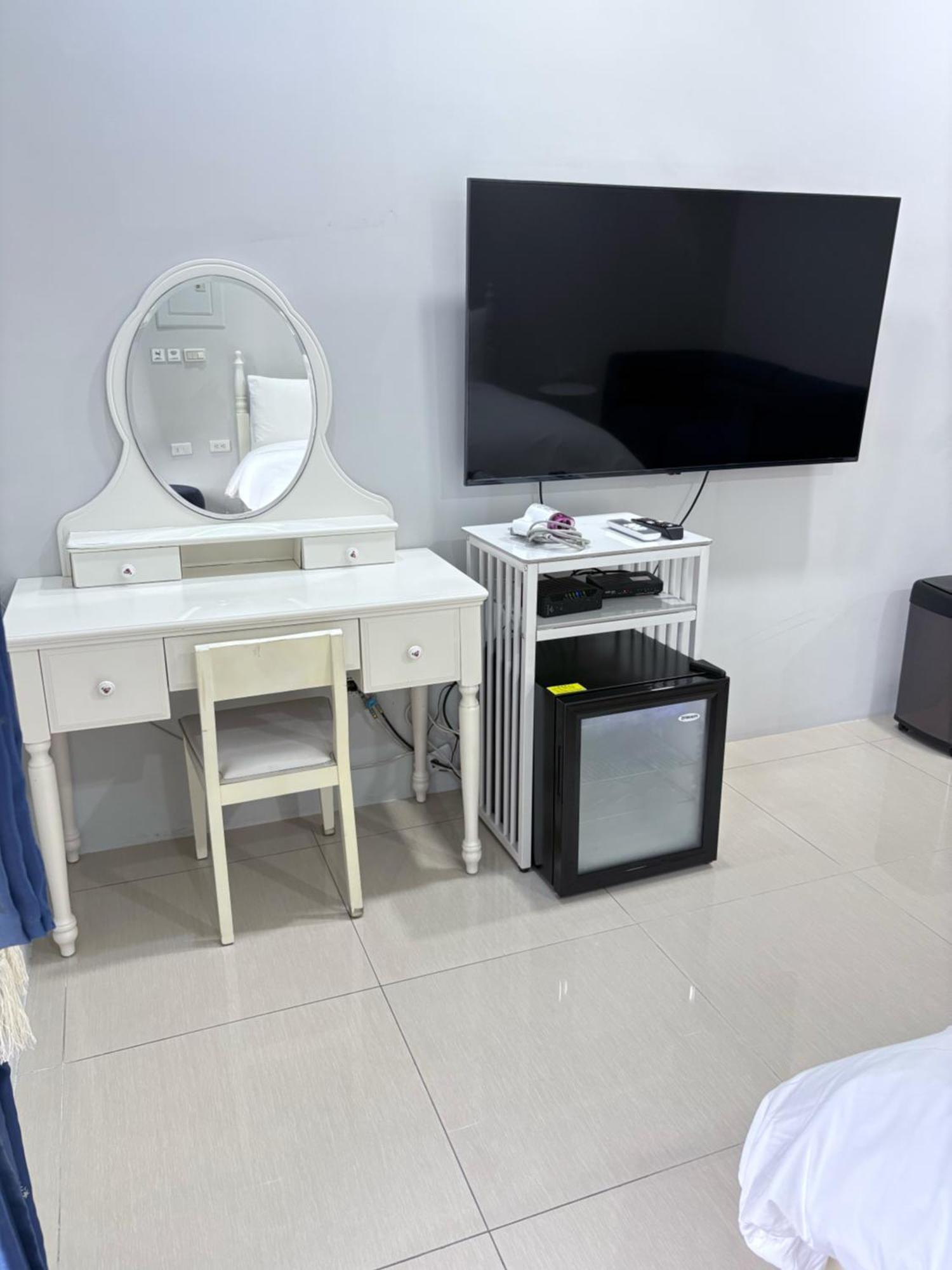 Kaohsiung Raifong Corner Homestay מראה חיצוני תמונה