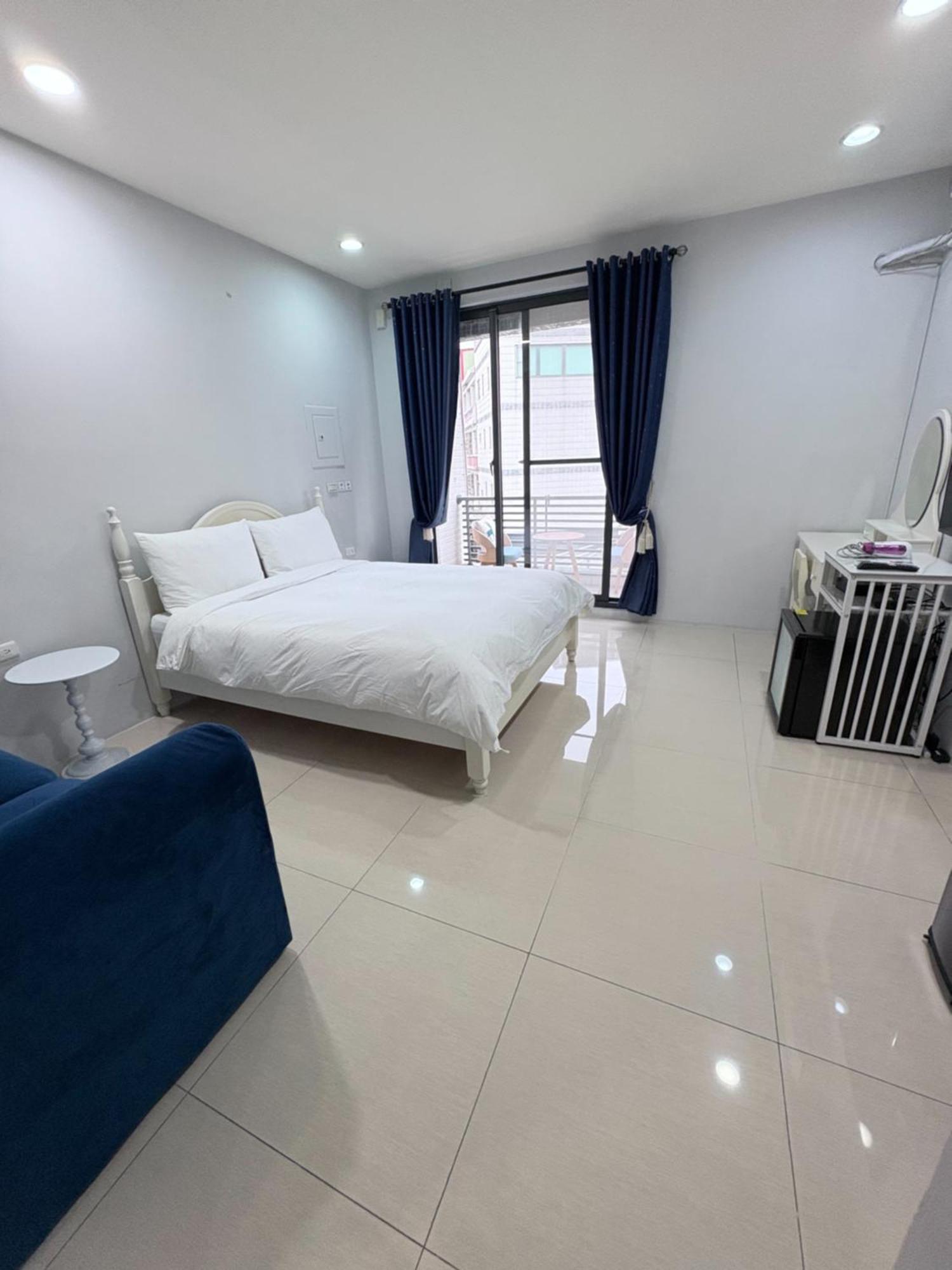 Kaohsiung Raifong Corner Homestay מראה חיצוני תמונה